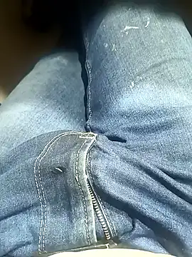 Snapshot of franko1987 chatting on March 2025 02:42:02 PM franko1987 online show from March 2025 02:42:02 PM