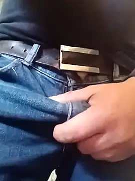 Snapshot of franko1987 chatting on March 2025 09:17:02 AM franko1987 online show from March 2025 09:17:02 AM