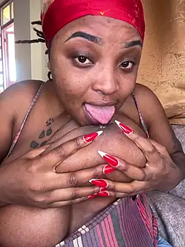 Snapshot of Savage_baby chatting on December 2024 08:48:01 AM Savage baby online show from December 2024 08:48:01 AM