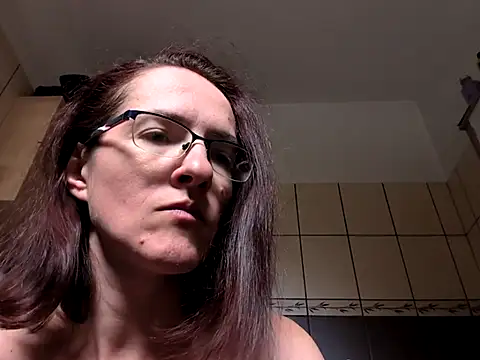 Snapshot of Milky_hairy_mommy chatting on November 2025 07:29:02 AM Milky hairy mommy online show from November 2025 07:29:02 AM