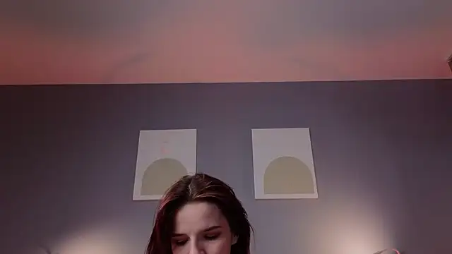 Adelheidd online show from March 2025 11:06:02 AM