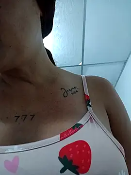 Magica lorena online show from October 2025 03:52:01 PM