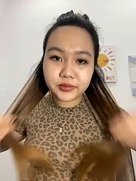 Odette68 online show from November 2025 12:32:02 AM