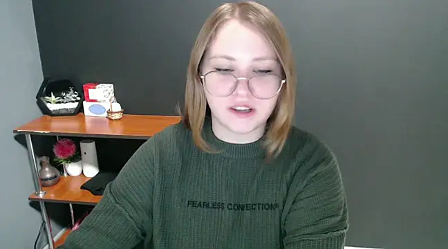Snapshot of lady_minx chatting on January 2025 07:21:01 AM lady minx online show from January 2025 07:21:01 AM