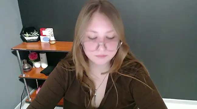 Snapshot of lady_minx chatting on January 2025 10:39:02 AM lady minx online show from January 2025 10:39:02 AM