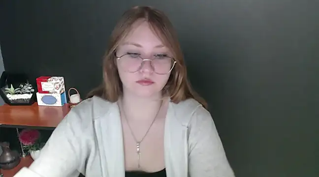 Snapshot of lady_minx chatting on January 2025 07:28:01 AM lady minx online show from January 2025 07:28:01 AM