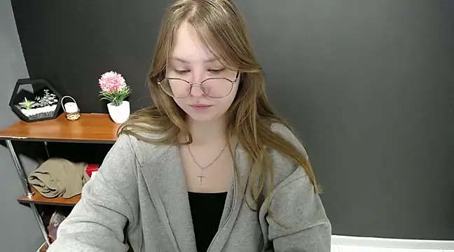 Snapshot of lady_minx chatting on February 2025 07:32:02 AM lady minx online show from February 2025 07:32:02 AM