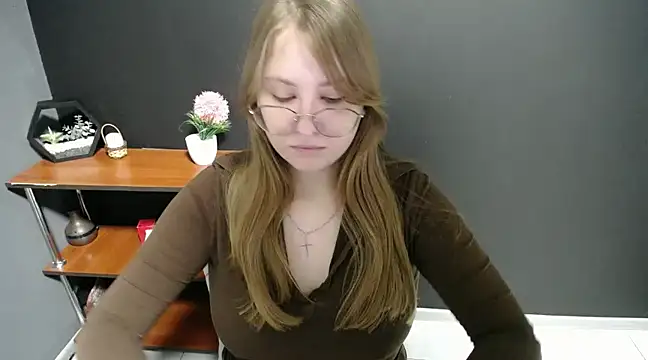 Snapshot of lady_minx chatting on February 2025 10:34:01 AM lady minx online show from February 2025 10:34:01 AM