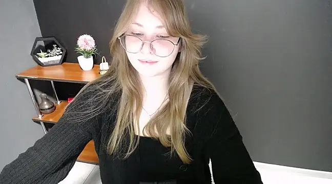 Snapshot of lady_minx chatting on February 2025 10:30:02 AM lady minx online show from February 2025 10:30:02 AM