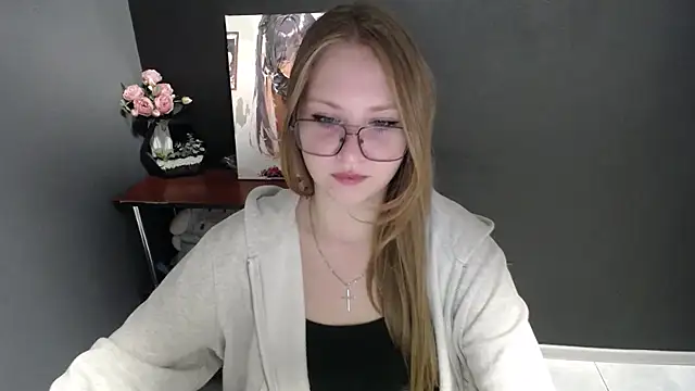 Snapshot of lady_minx chatting on October 2025 06:36:02 AM lady minx online show from October 2025 06:36:02 AM