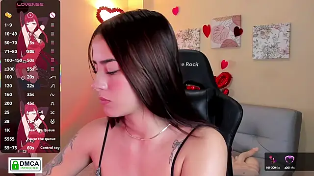 Veronica isaza   online show from February 2025 06:56:02 PM