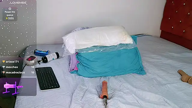 abbygarcia oli online show from February 2025 11:08:02 PM