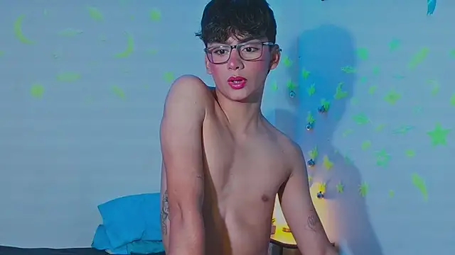 Snapshot of arnold_laurent_ chatting on December 2024 10:38:02 PM arnold laurent online show from December 2024 10:38:02 PM