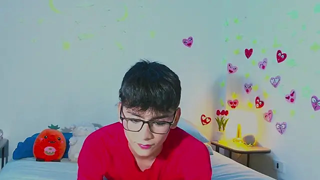 Snapshot of arnold_laurent_ chatting on February 2025 09:19:02 PM arnold laurent online show from February 2025 09:19:02 PM