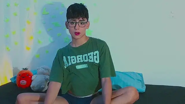 Snapshot of arnold_laurent_ chatting on March 2025 07:13:02 PM arnold laurent online show from March 2025 07:13:02 PM