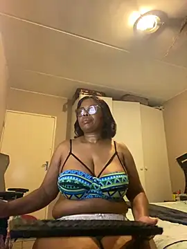 Nomthie online show from October 2025 11:29:02 PM