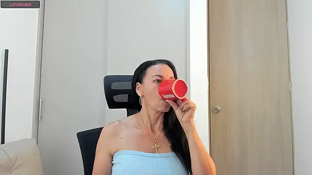 Evawalker  online show from October 2025 02:59:02 PM