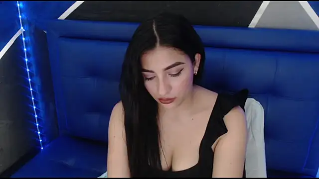 Snapshot of cherry_modelx_ chatting on October 2025 09:24:01 PM cherry modelx online show from October 2025 09:24:01 PM