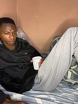 Snapshot of fireboyafrica chatting on October 2025 12:30:02 AM fireboyafrica online show from October 2025 12:30:02 AM