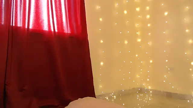 Snapshot of _maiahairy_ chatting on December 2024 09:59:02 PM maiahairy online show from December 2024 09:59:02 PM