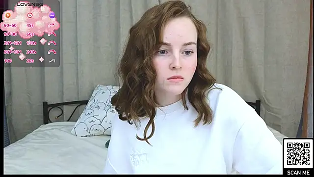 Snapshot of Wild__flowers chatting on January 2025 09:19:01 PM Wild flowers online show from January 2025 09:19:01 PM