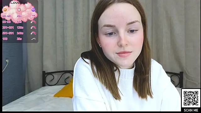 Snapshot of Wild__flowers chatting on February 2025 01:52:01 PM Wild flowers online show from February 2025 01:52:01 PM