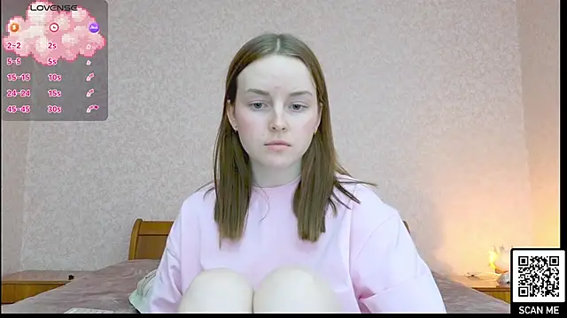 Snapshot of Wild__flowers chatting on February 2025 06:08:02 PM Wild flowers online show from February 2025 06:08:02 PM