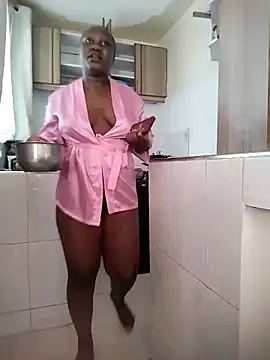 Snapshot of Hugemassivebootie chatting on February 2025 06:29:01 AM Hugemassivebootie online show from February 2025 06:29:01 AM