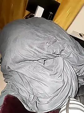 Snapshot of Hugemassivebootie chatting on October 2025 09:59:02 PM Hugemassivebootie online show from October 2025 09:59:02 PM