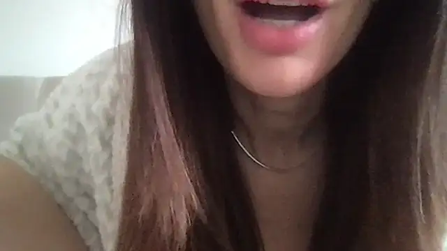 paolajonez online show from November 2025 02:08:01 PM