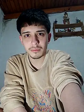 Elvergonn2105 online show from October 2025 04:35:02 AM