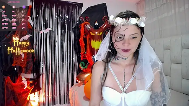 basic Instinct online show from October 2025 11:00:01 AM