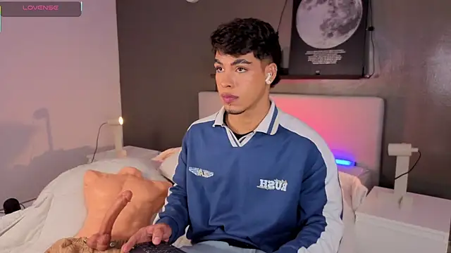 Snapshot of Ken-boy_ chatting on November 2025 11:34:02 AM Ken-boy online show from November 2025 11:34:02 AM