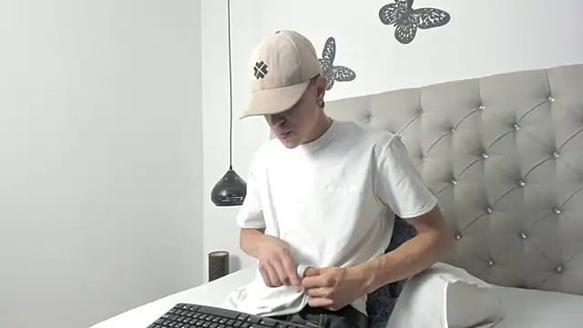 Dei v 48 online show from February 2025 07:54:02 PM