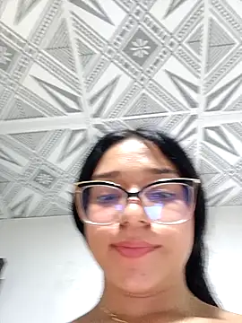 -VICKKY online show from January 2025 02:14:02 PM