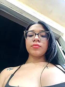 -VICKKY online show from January 2025 01:35:01 PM