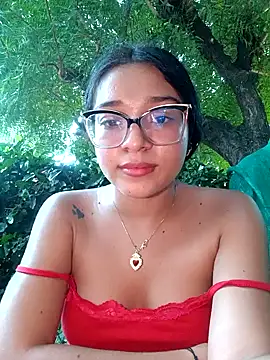 -VICKKY online show from January 2025 10:37:02 PM