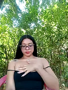 -VICKKY online show from January 2025 02:14:01 PM