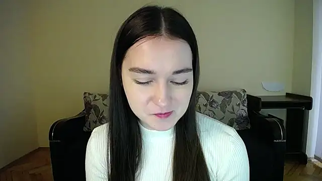 Pretty shy online show from December 2024 09:39:02 AM