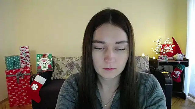 Pretty shy online show from December 2024 12:07:02 PM