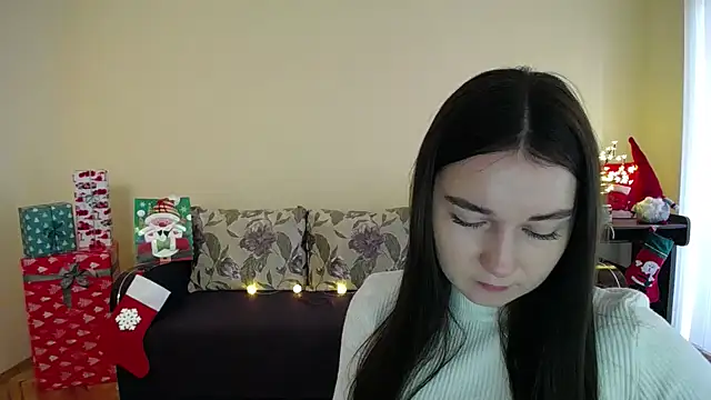 Pretty shy online show from December 2024 09:18:02 AM