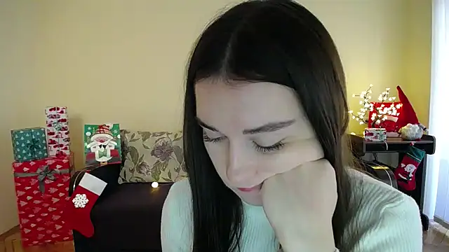 Pretty shy online show from December 2024 12:23:02 PM