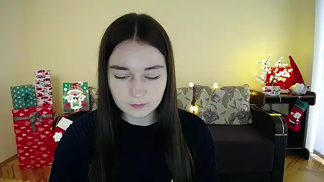 Pretty shy online show from December 2024 09:17:02 AM