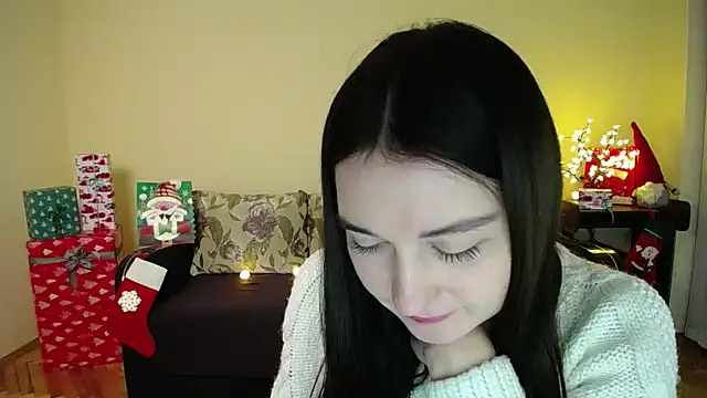Pretty shy online show from December 2024 02:54:01 PM