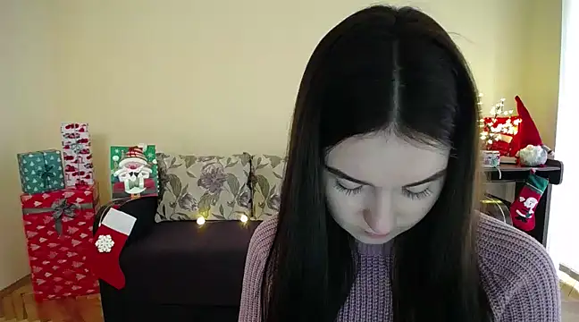 Pretty shy online show from December 2024 11:50:02 AM