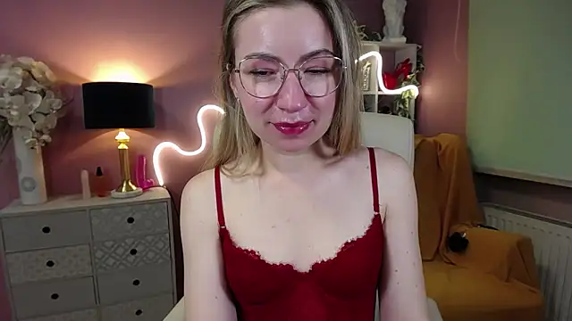 Mia Tasty online show from December 2024 11:40:02 AM