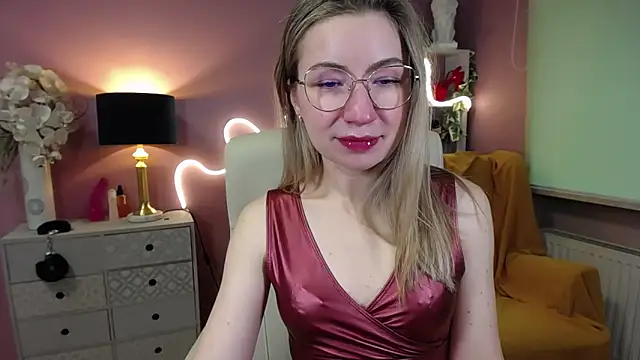 Mia Tasty online show from December 2024 10:58:01 AM