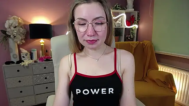 Mia Tasty online show from December 2024 11:06:02 AM