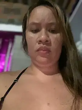 Emiily lee online show from December 2024 11:20:01 PM