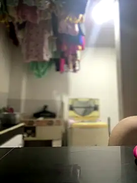 Emiily lee online show from October 2025 09:31:01 AM